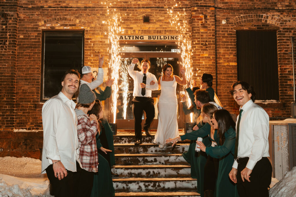 Dreamy wedding day at Clyde Iron Works