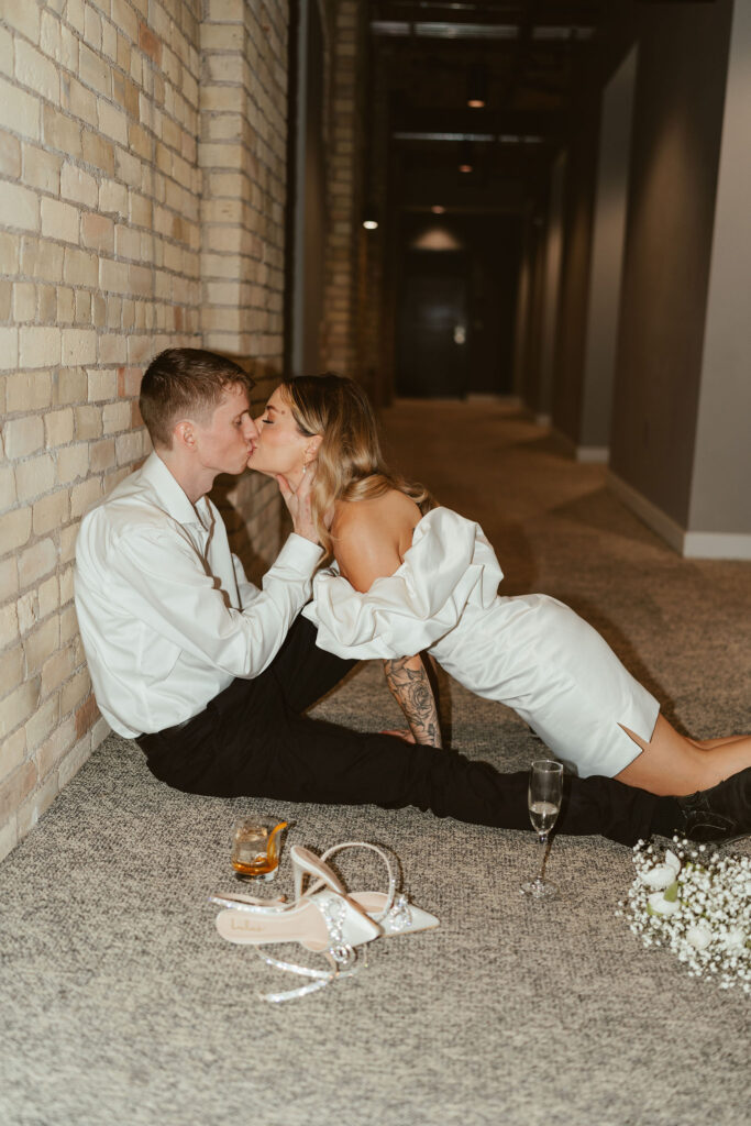 elegant couple photos at the Hewing Hotel
