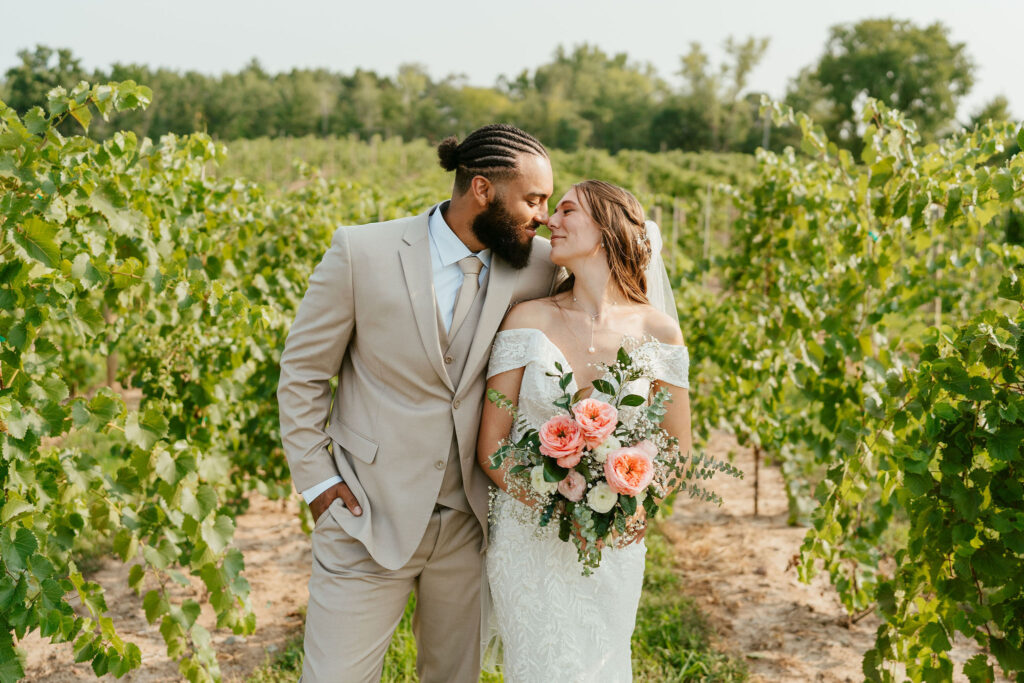 Minnesota vineyard wedding couple photos
