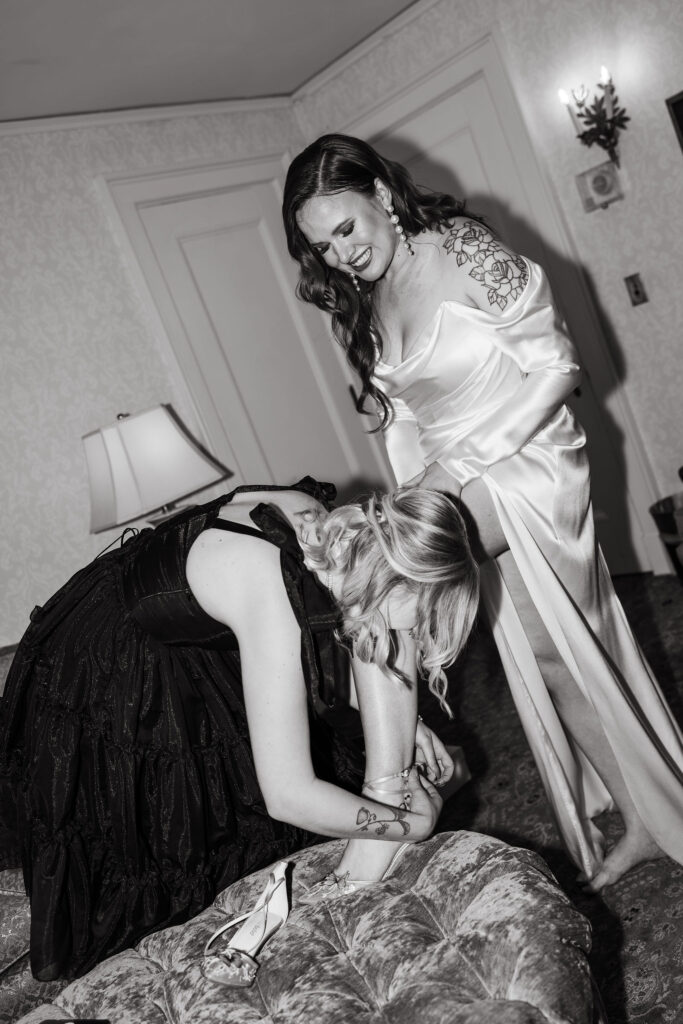 Bride and bridesmaids getting ready in the bridal suite