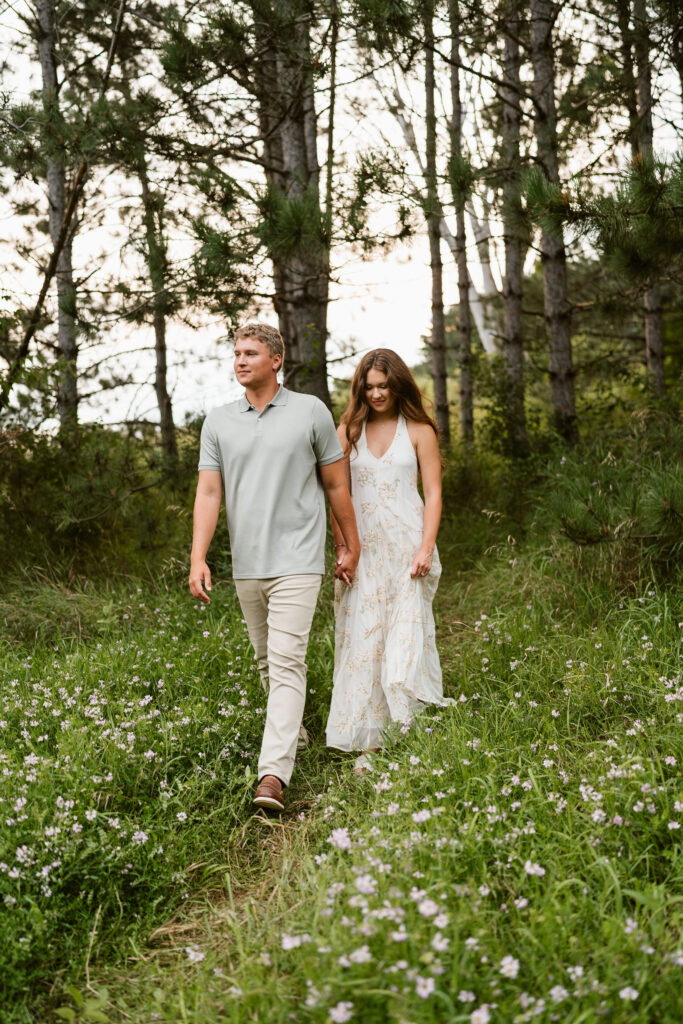 Sunset Engagement Photos in Battle Creek Park