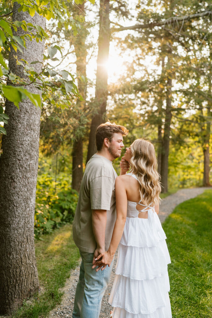 Classy and woodsy engagement photos in Duluth, Minnesota