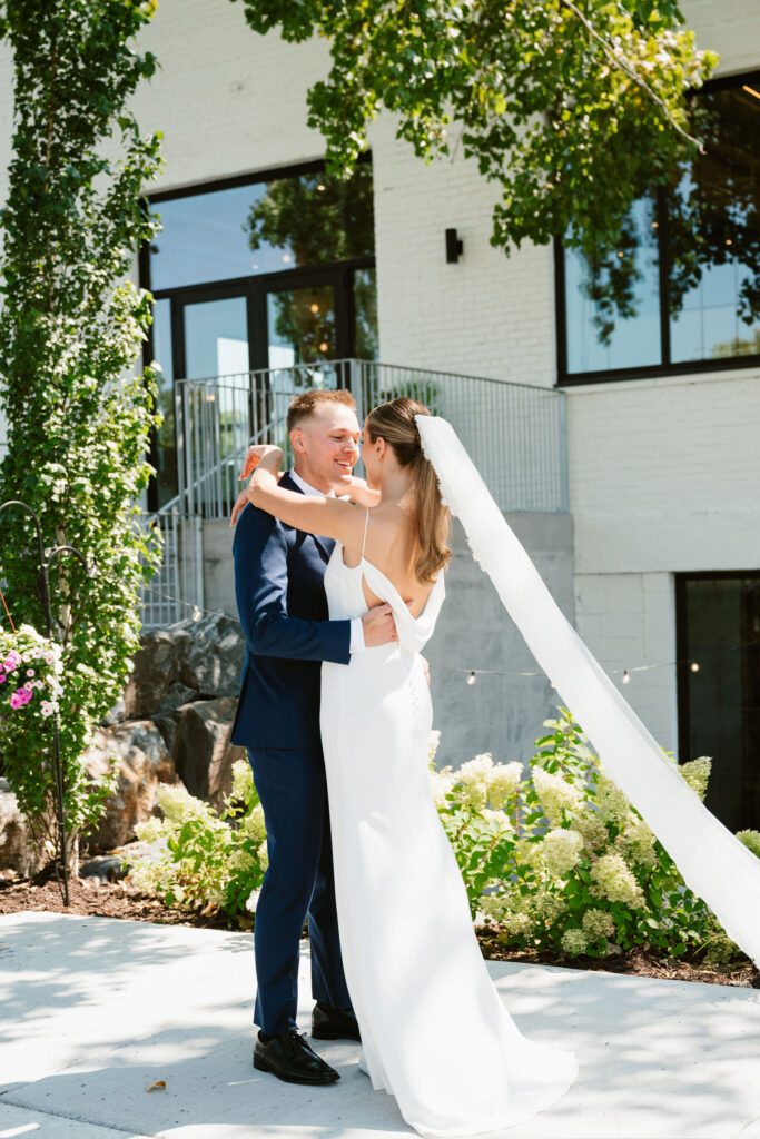 Documentary style first look photos at The Lowlands for a summer wedding