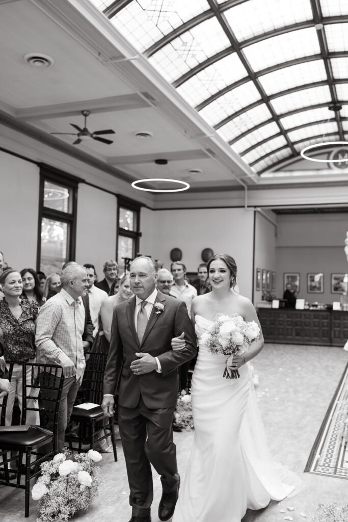 A classy downtown wedding ceremony in Minneapolis