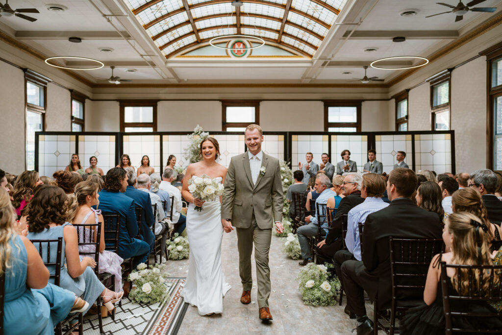 A classy downtown wedding ceremony in Minneapolis