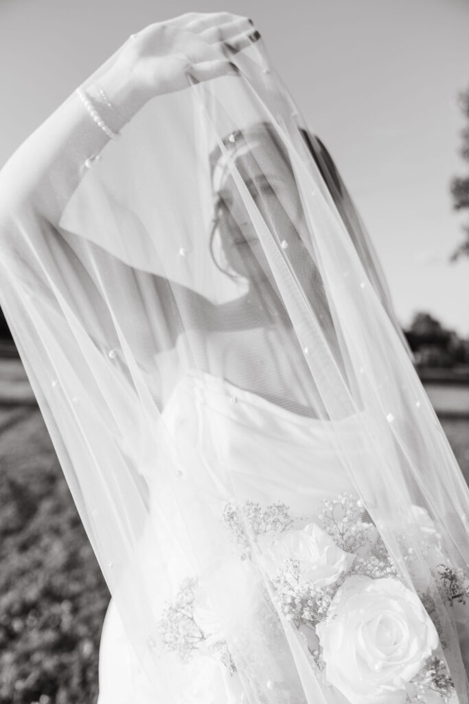 Classy downtown wedding bride and groom portraits in Minneapolis