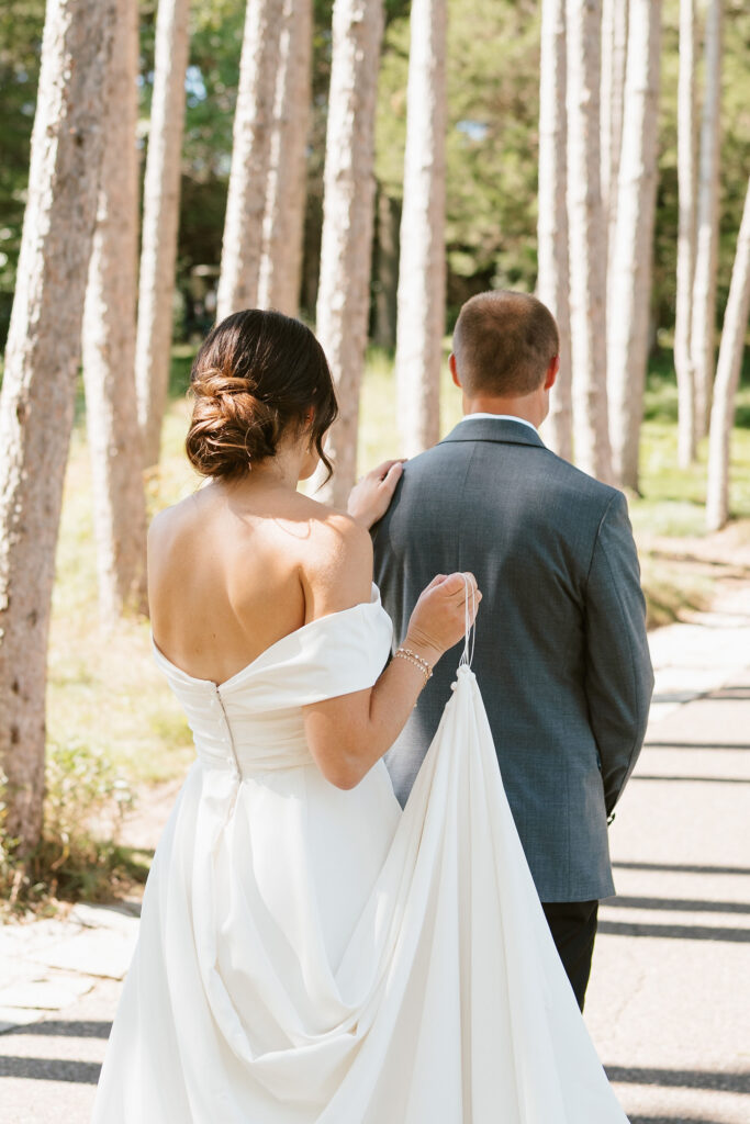 Bride and groom first look in Wisconsin