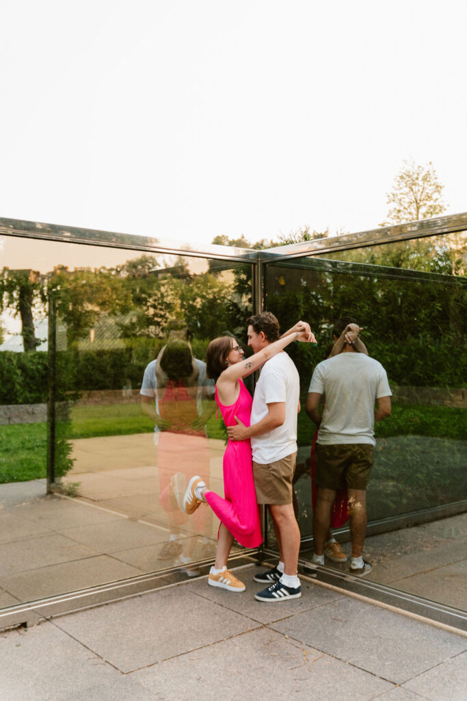 Cool Couple Photos at the Minneapolis Sculpture Garden