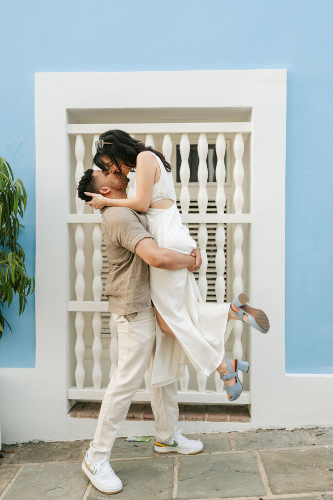 Puerto Rico engagement photos in Old San Juan