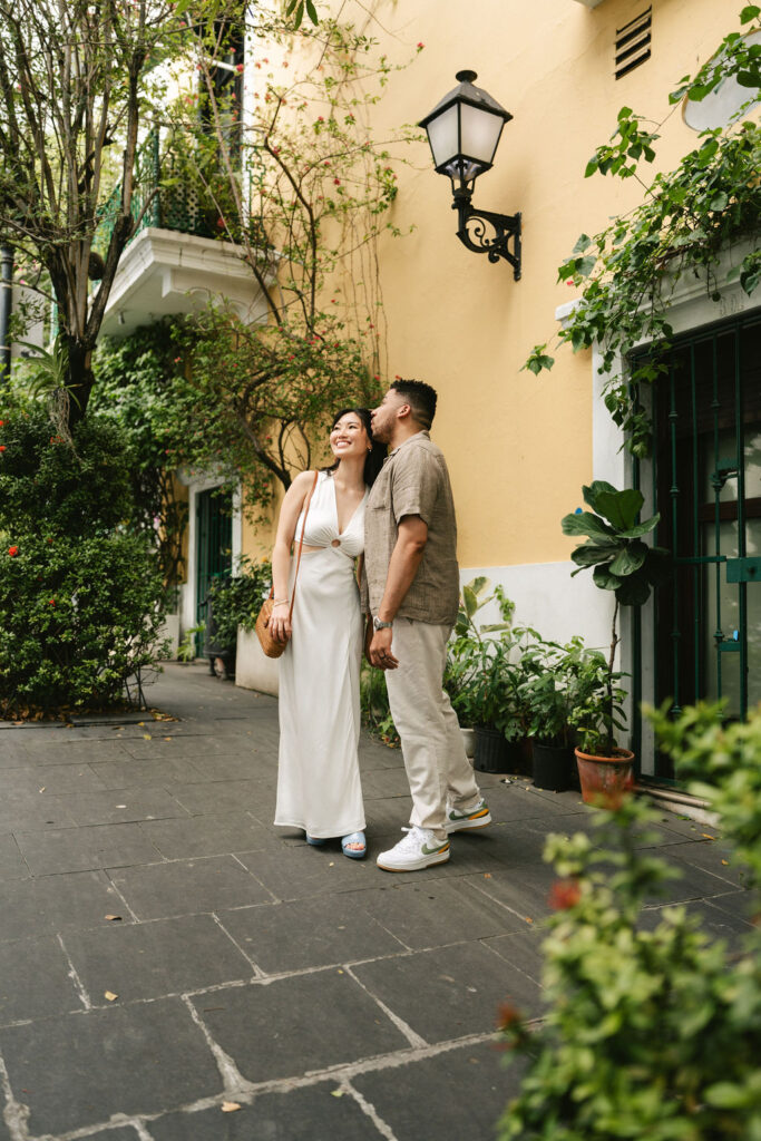 Puerto Rico engagement photos in Old San Juan