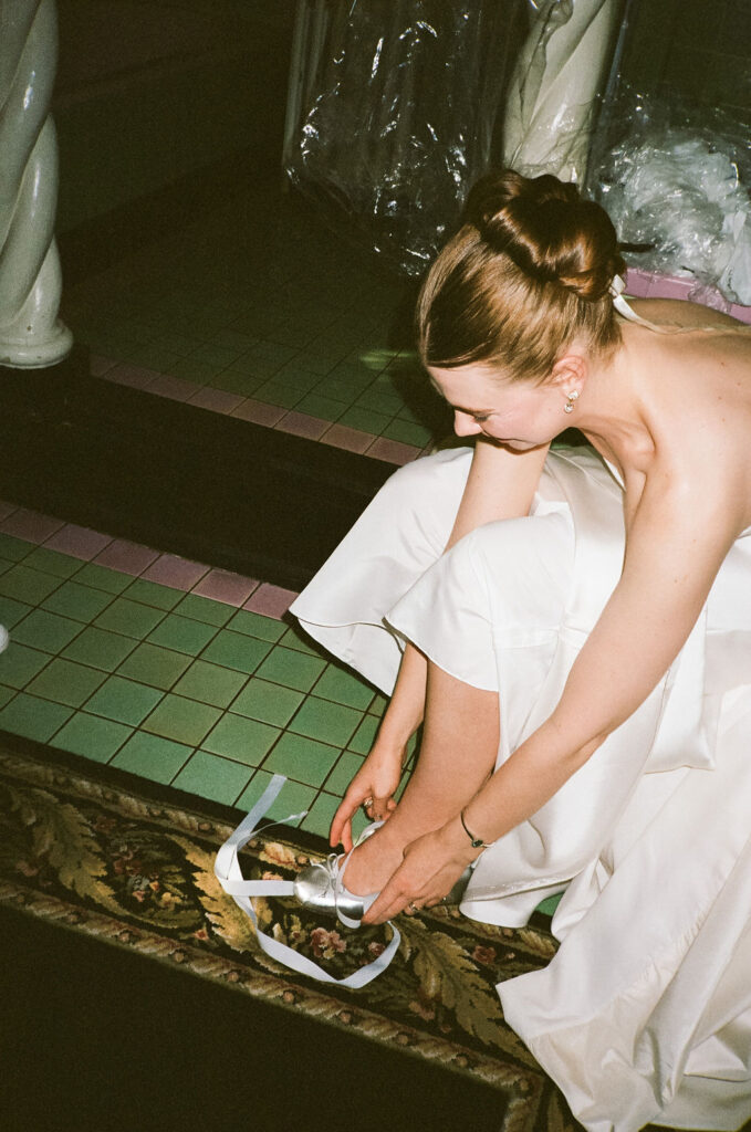 film vs digital wedding photography