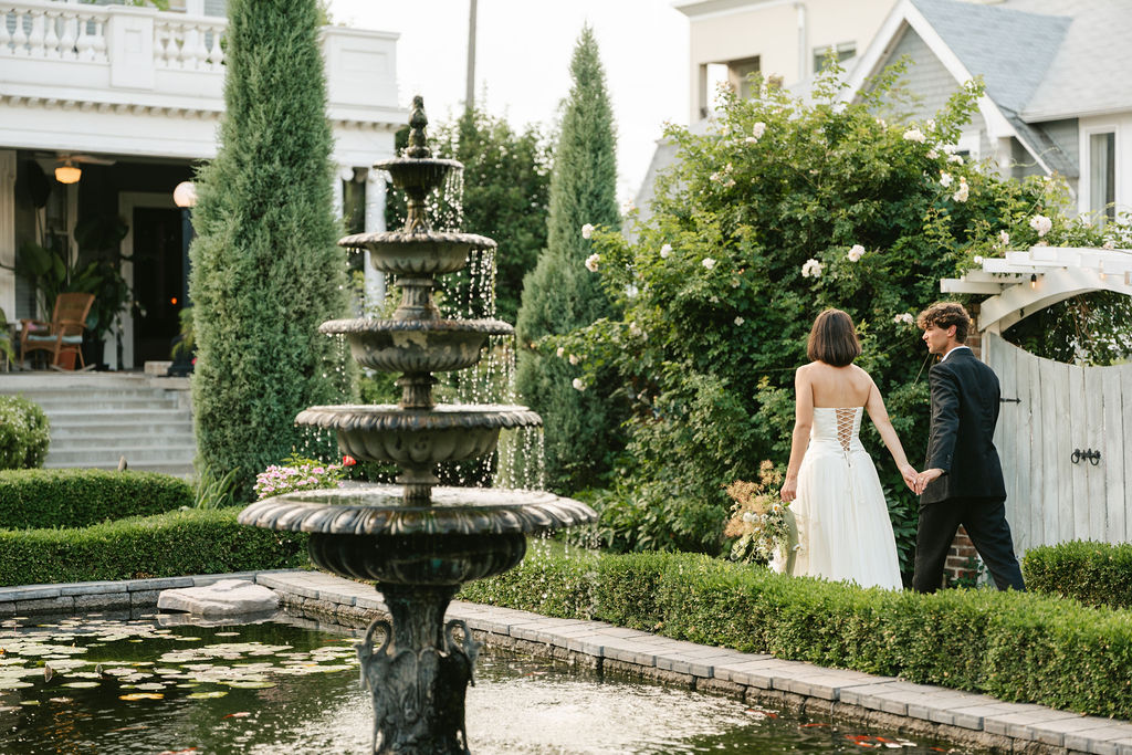 An outdoor garden space for your small wedding in Minneapolis