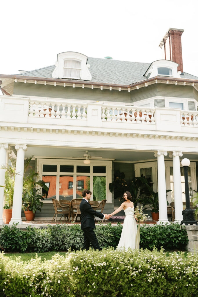 An outdoor garden space for your small wedding in Minneapolis