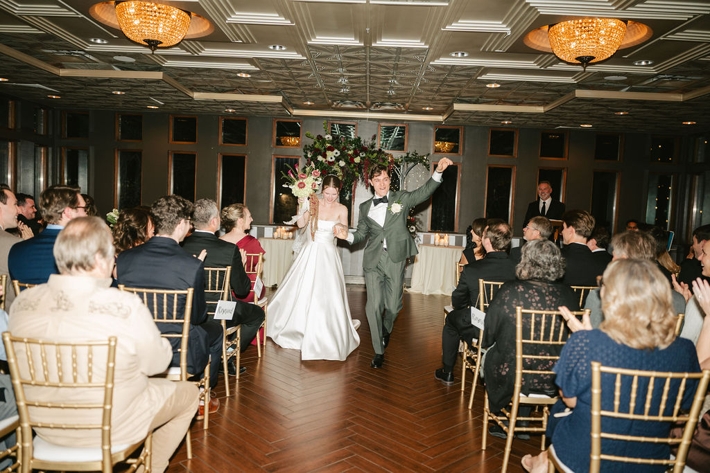 Van Dusen Mansion wedding ceremony in Minneapolis, Minnesota