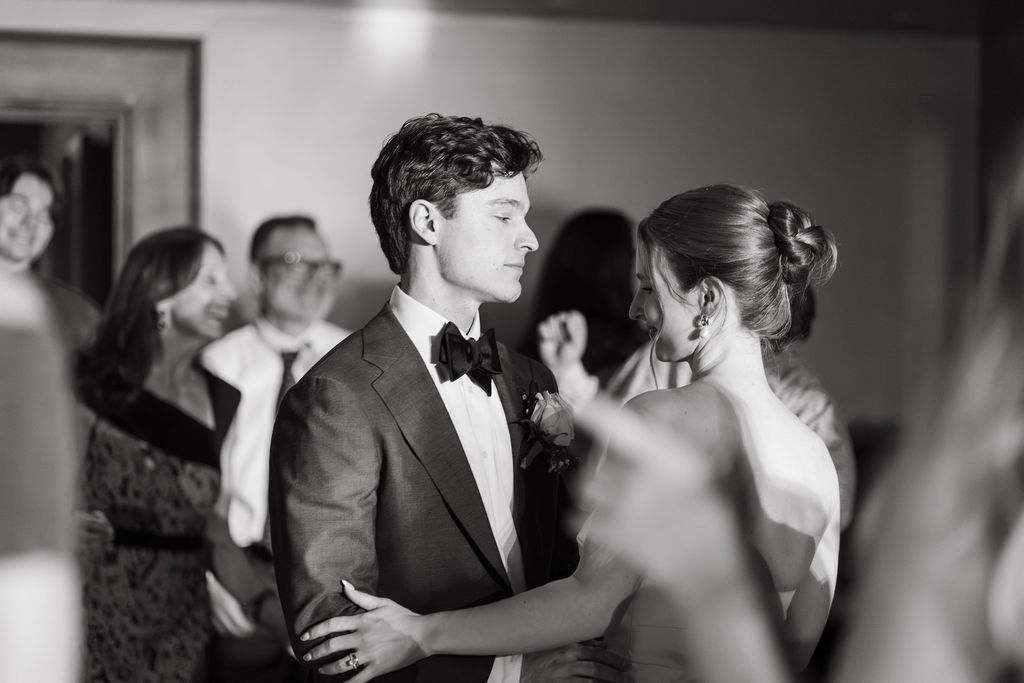 Documentary style wedding photos in Minneapolis